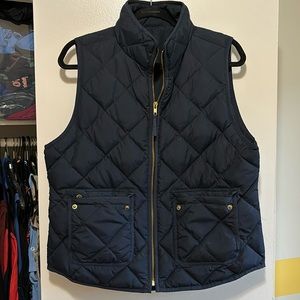 J.crew navy blue vest. Size large.